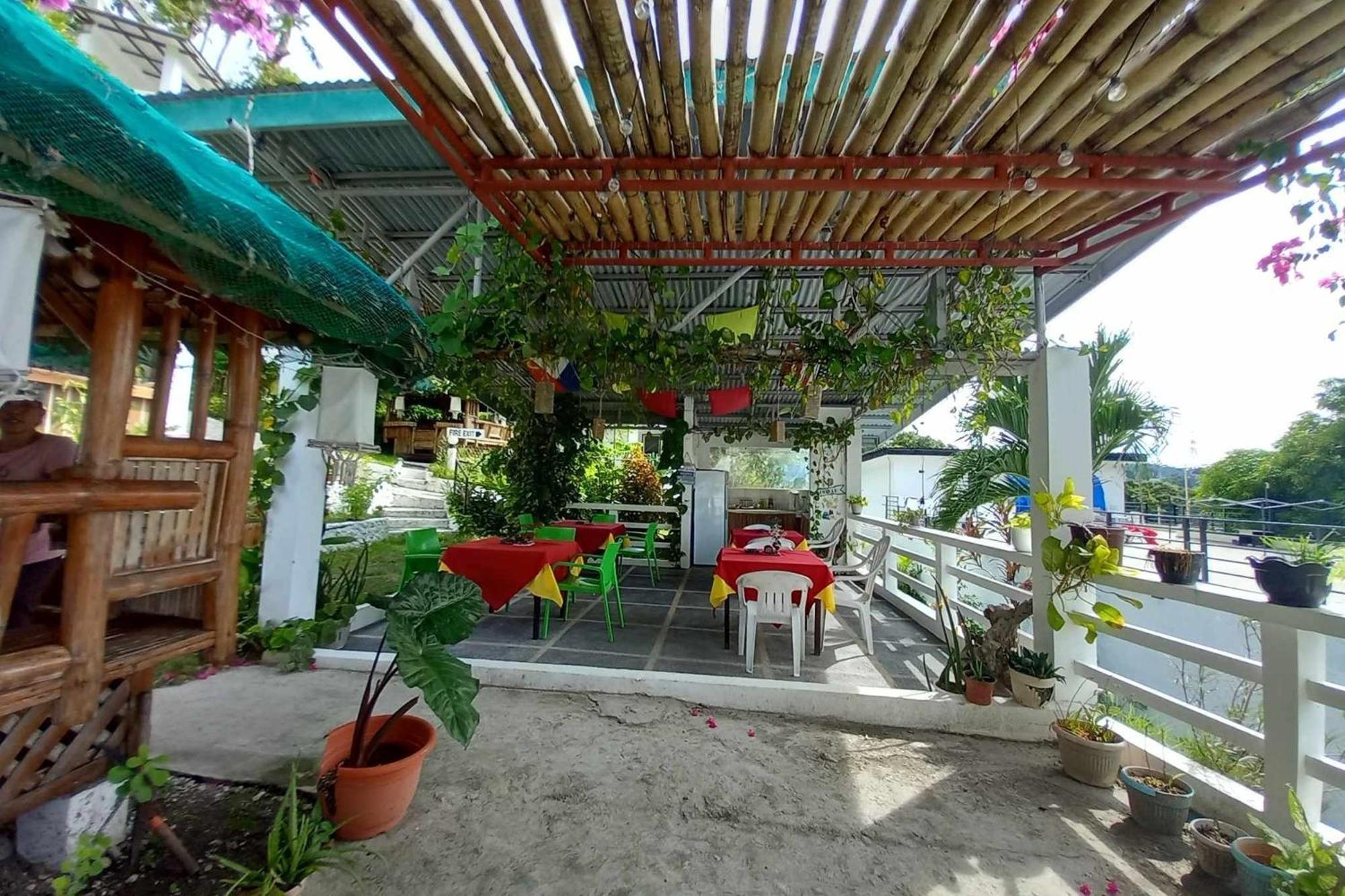 Bellevue Resort Puerto Galera Exterior photo